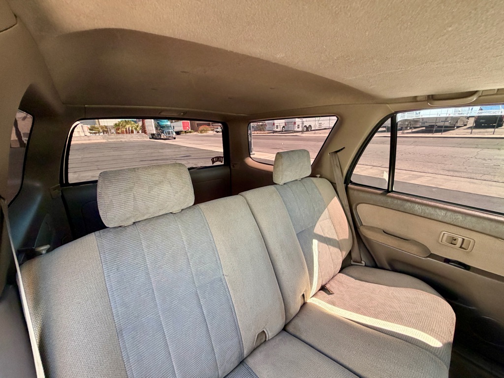 Photo 26 of this TOYOTA 4RUNNER