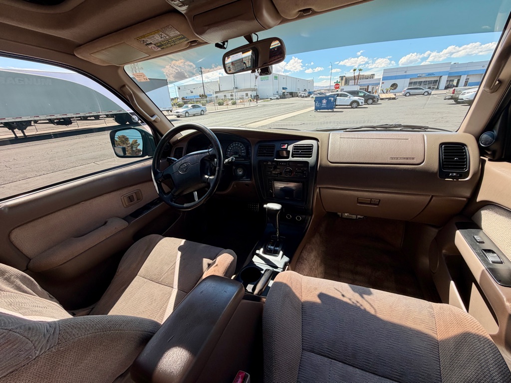 Photo 22 of this TOYOTA 4RUNNER