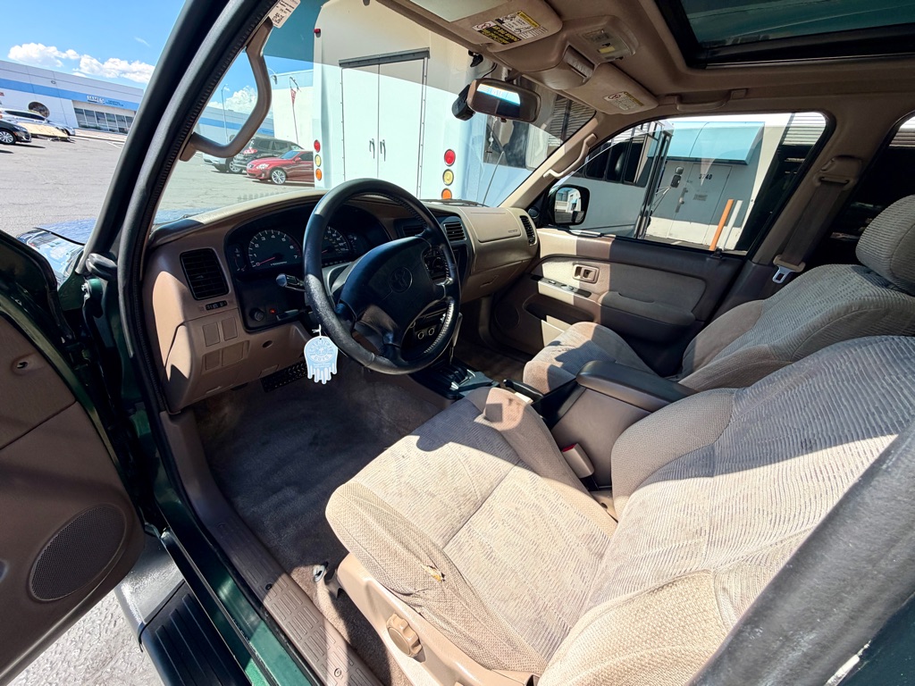 Photo 40 of this TOYOTA 4RUNNER