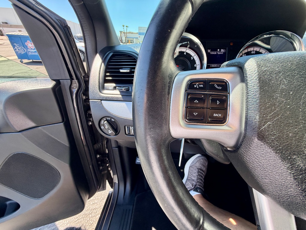 Photo 39 of this DODGE GRAND CARAVAN