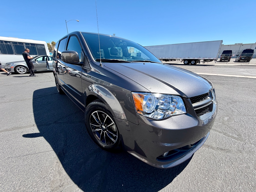 2017 DODGE GRAND CARAVAN GT