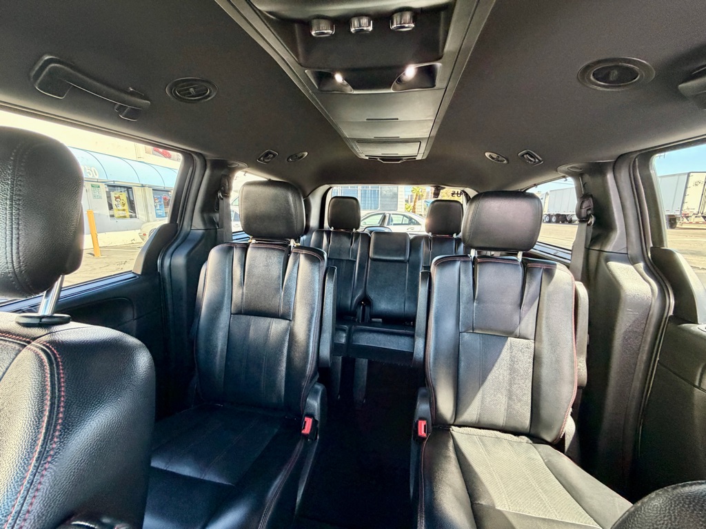 Photo 38 of this DODGE GRAND CARAVAN