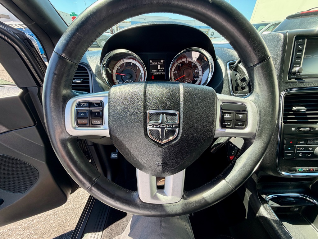 Photo 34 of this DODGE GRAND CARAVAN