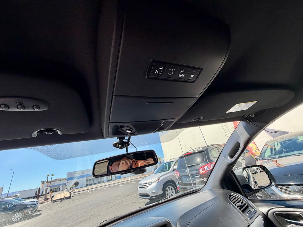 Photo 35 of this DODGE GRAND CARAVAN