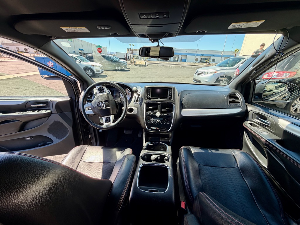 Photo 27 of this DODGE GRAND CARAVAN