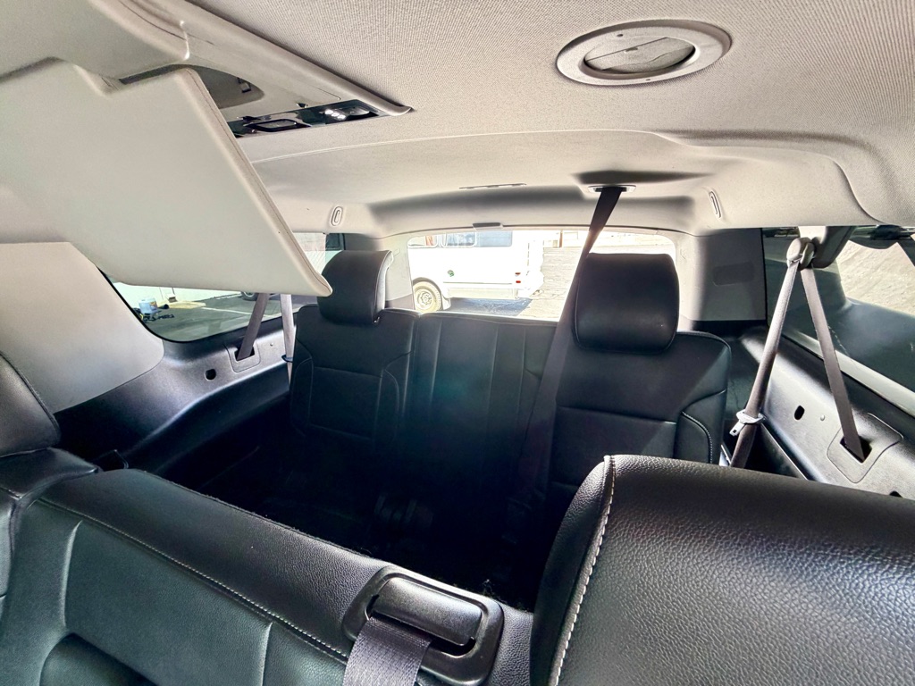 Photo 21 of this CHEVROLET SUBURBAN