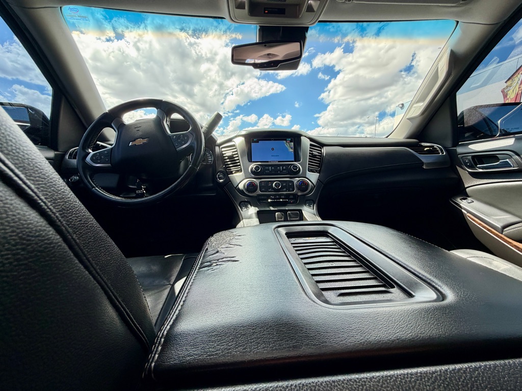 Photo 22 of this CHEVROLET SUBURBAN