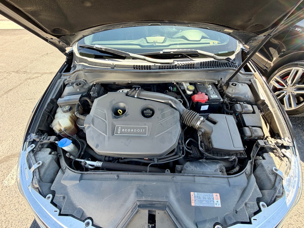Photo 37 of this LINCOLN MKZ