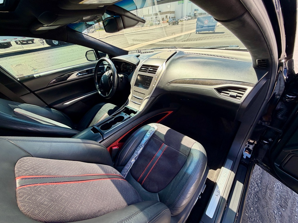 Photo 26 of this LINCOLN MKZ