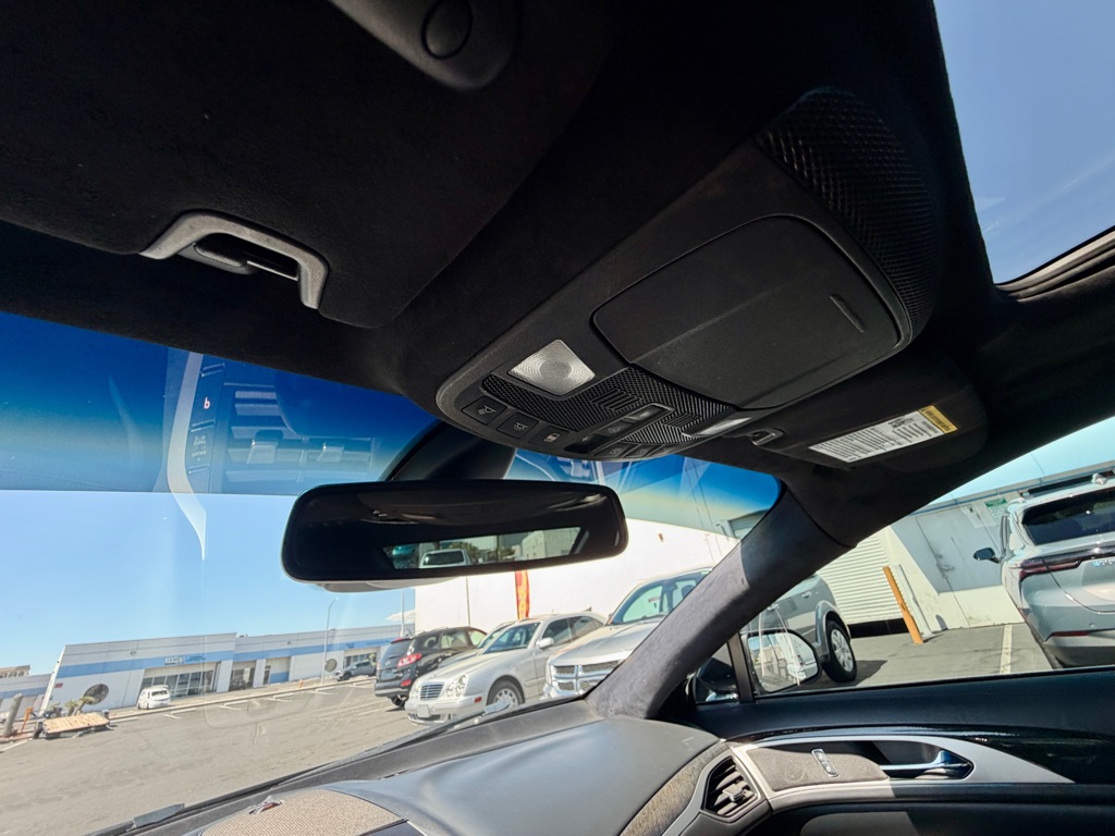 Photo 34 of this LINCOLN MKZ