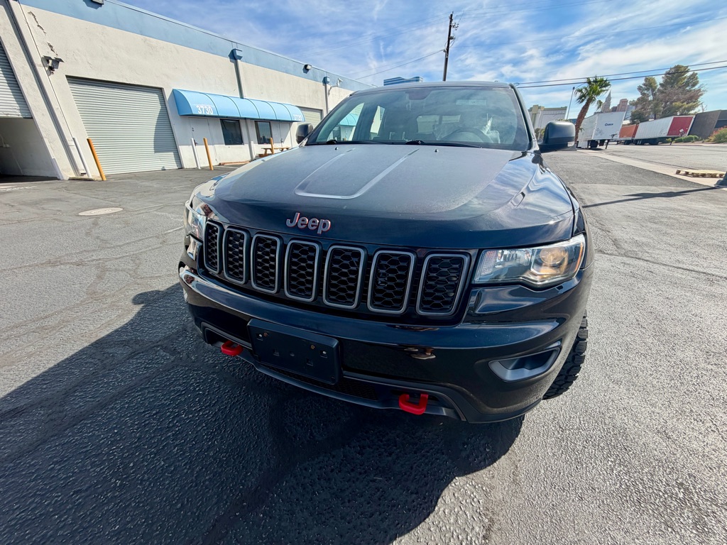 Photo 40 of this JEEP GRAND CHEROKEE