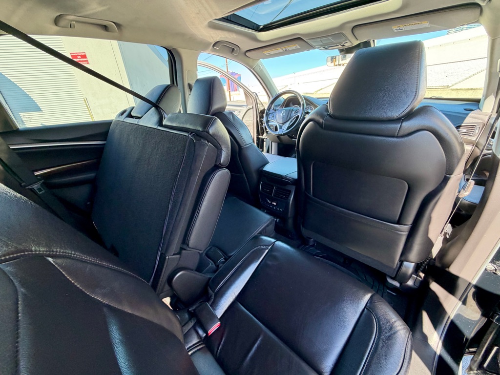 Photo 30 of this ACURA MDX