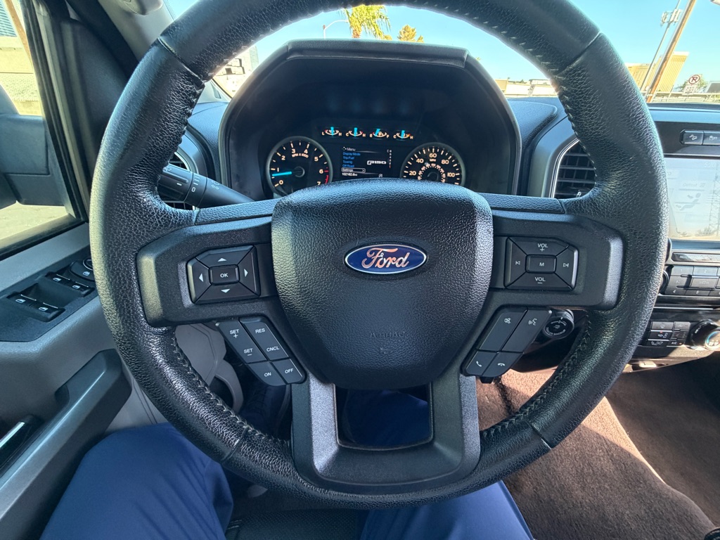 Photo 35 of this FORD F-150