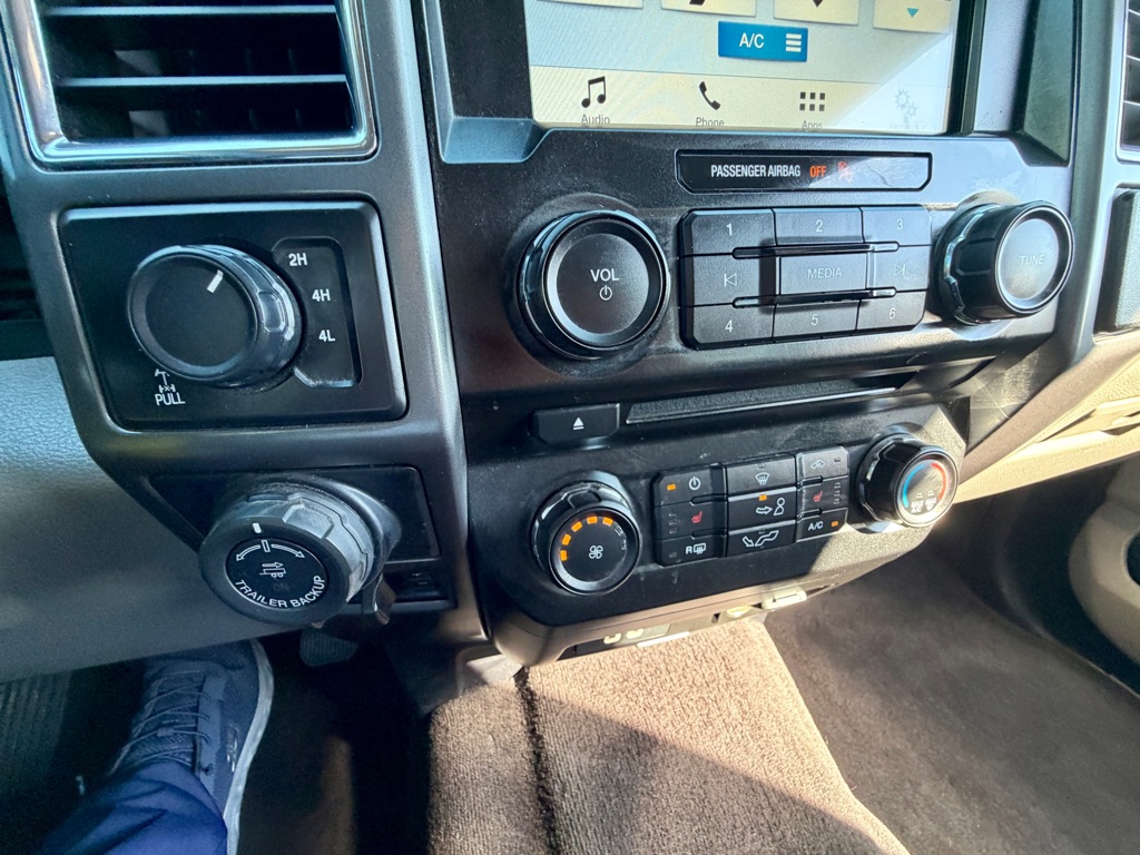 Photo 37 of this FORD F-150
