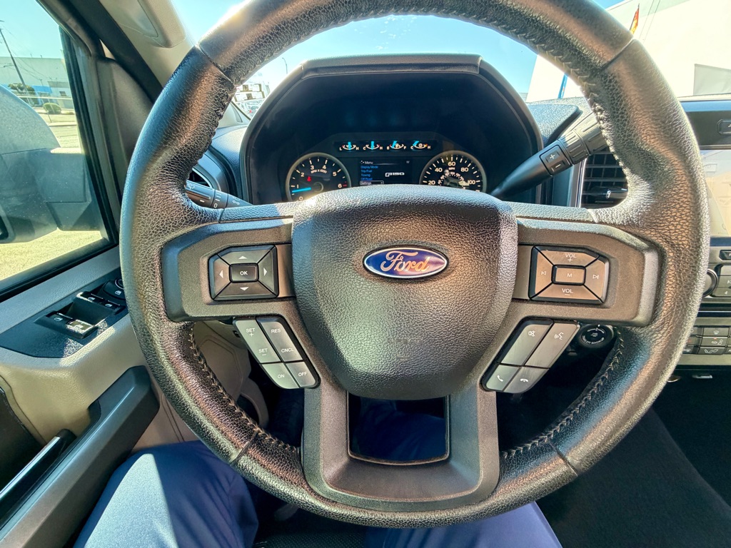Photo 30 of this FORD F-150