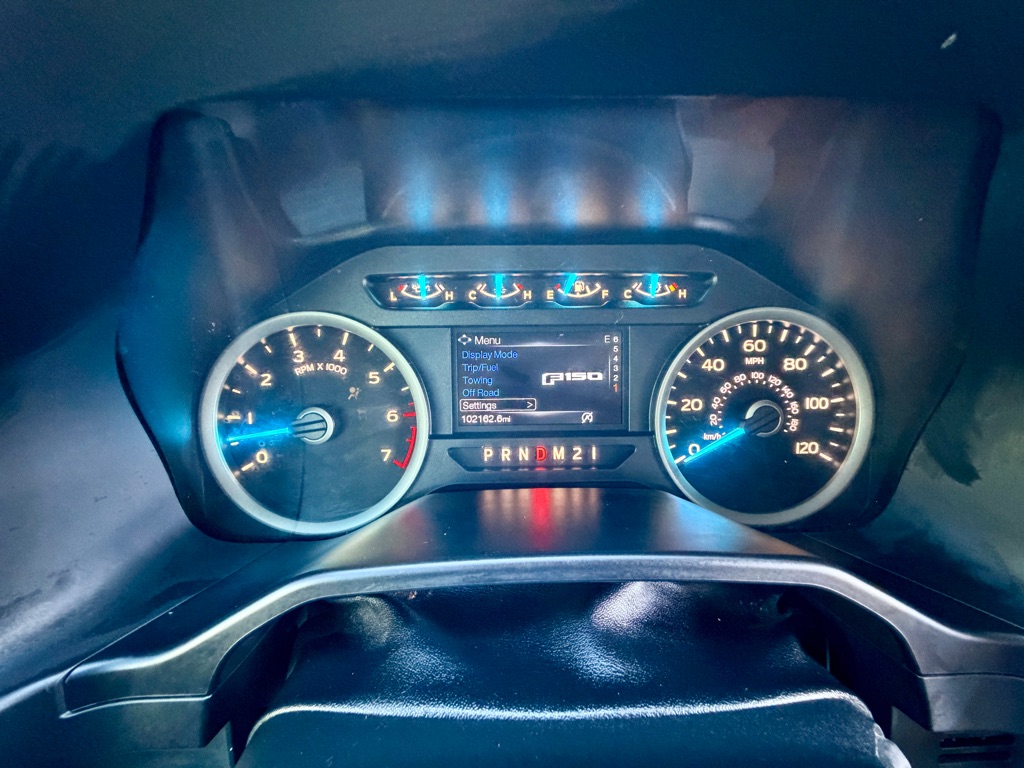 Photo 38 of this FORD F-150