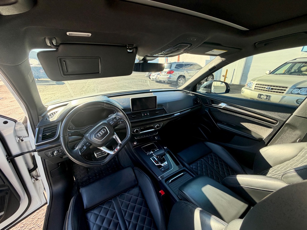 Photo 26 of this AUDI SQ5