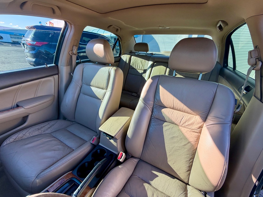 Photo 27 of this HONDA ACCORD