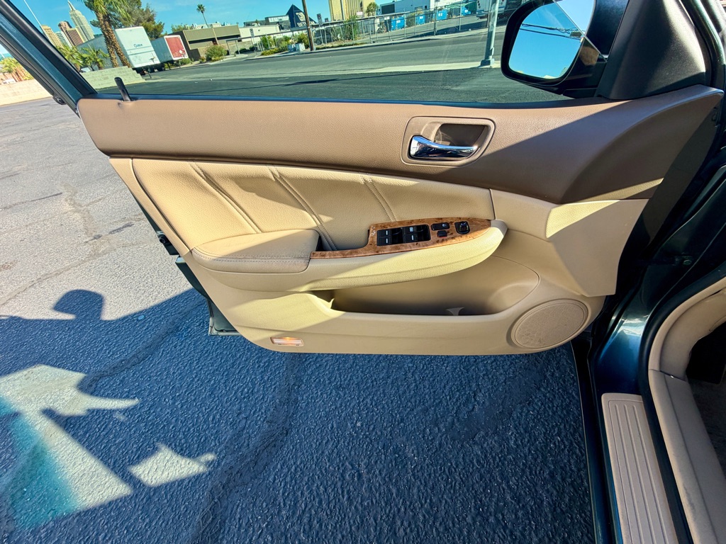 Photo 25 of this HONDA ACCORD