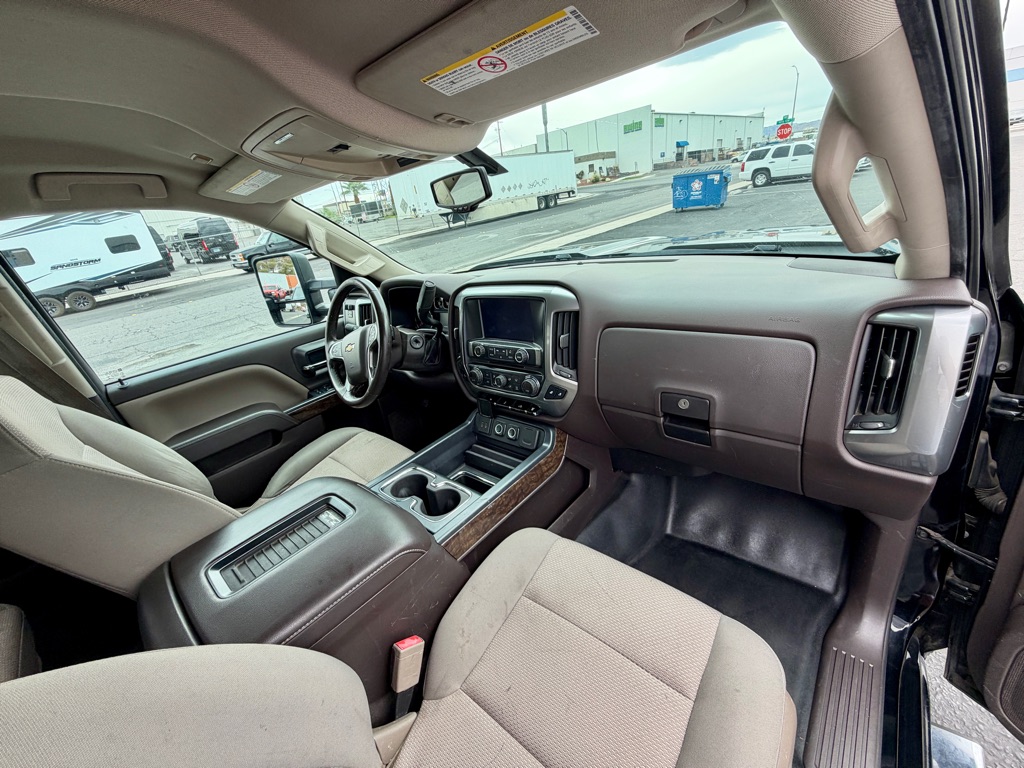 Photo 30 of this CHEVROLET SILVERADO 2500H