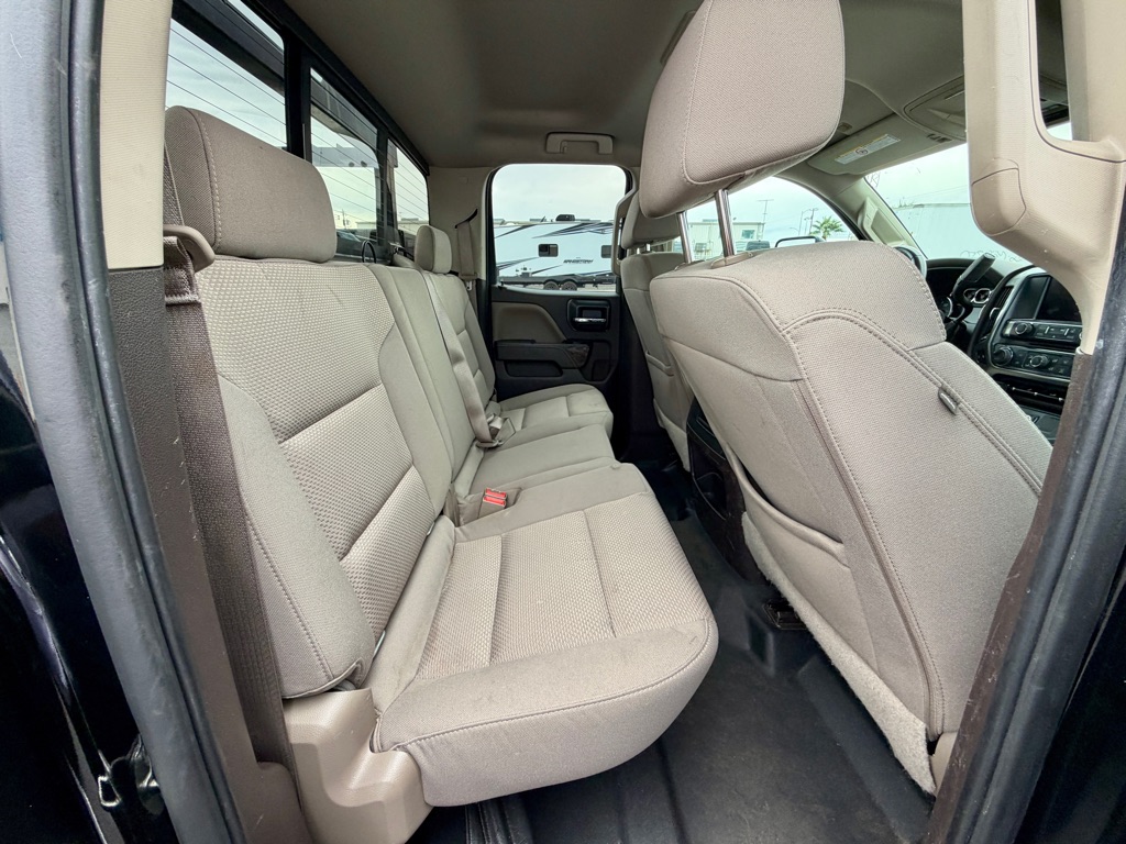 Photo 23 of this CHEVROLET SILVERADO 2500H