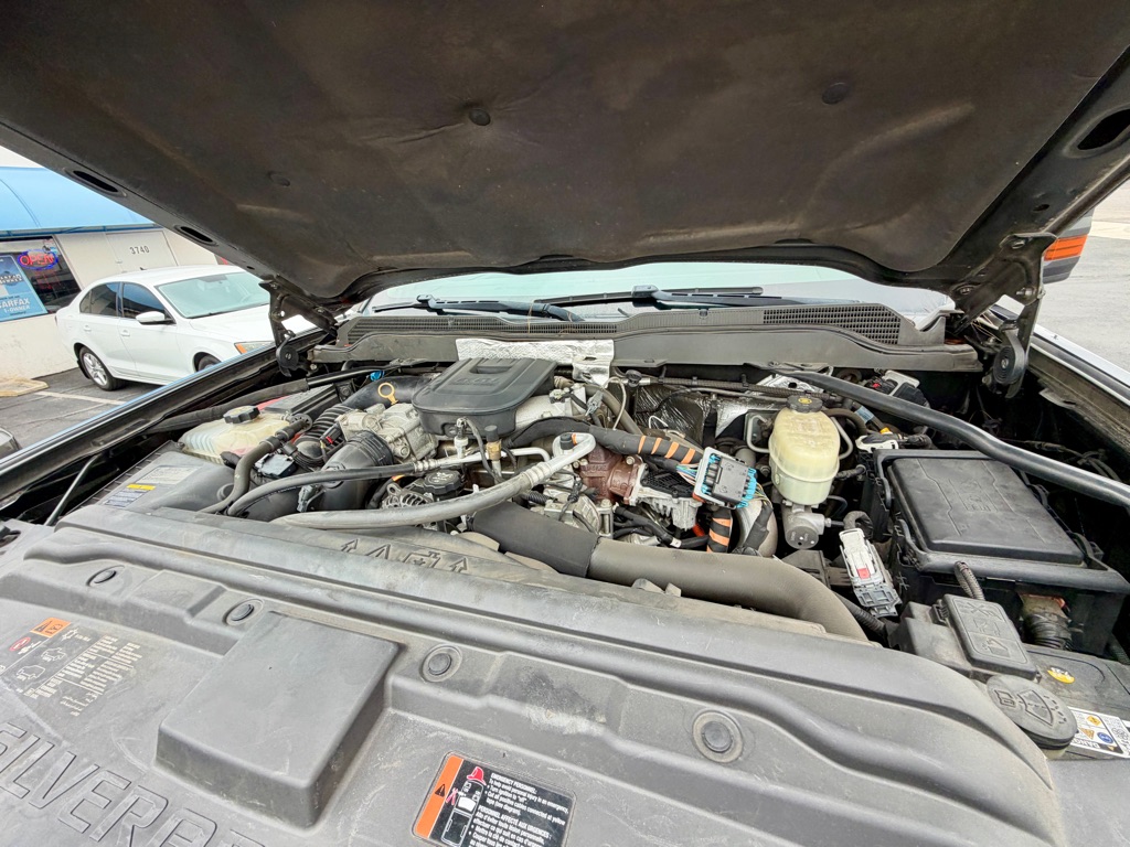 Photo 39 of this CHEVROLET SILVERADO 2500H