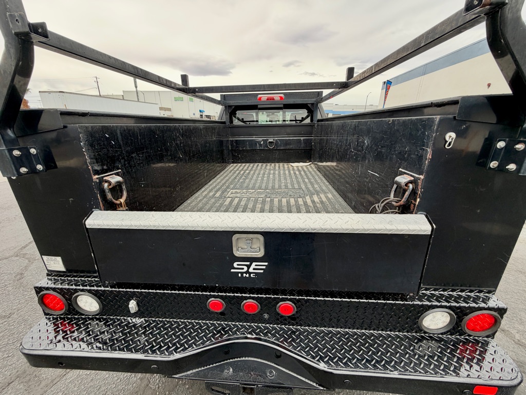 Photo 21 of this CHEVROLET SILVERADO 2500H