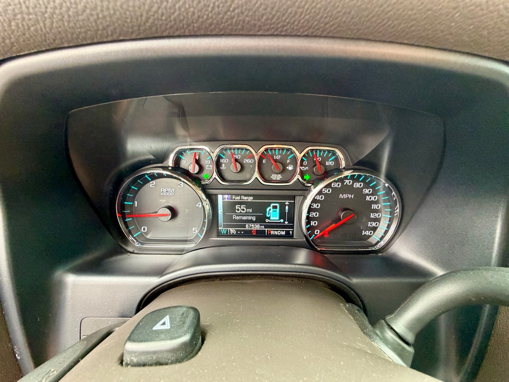 Photo 33 of this CHEVROLET SILVERADO 2500H