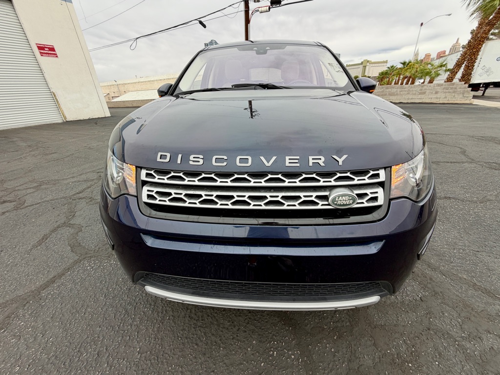 Photo 35 of this LAND ROVER DISCOVERY SPORT