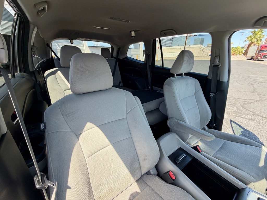 Photo 22 of this HONDA PILOT