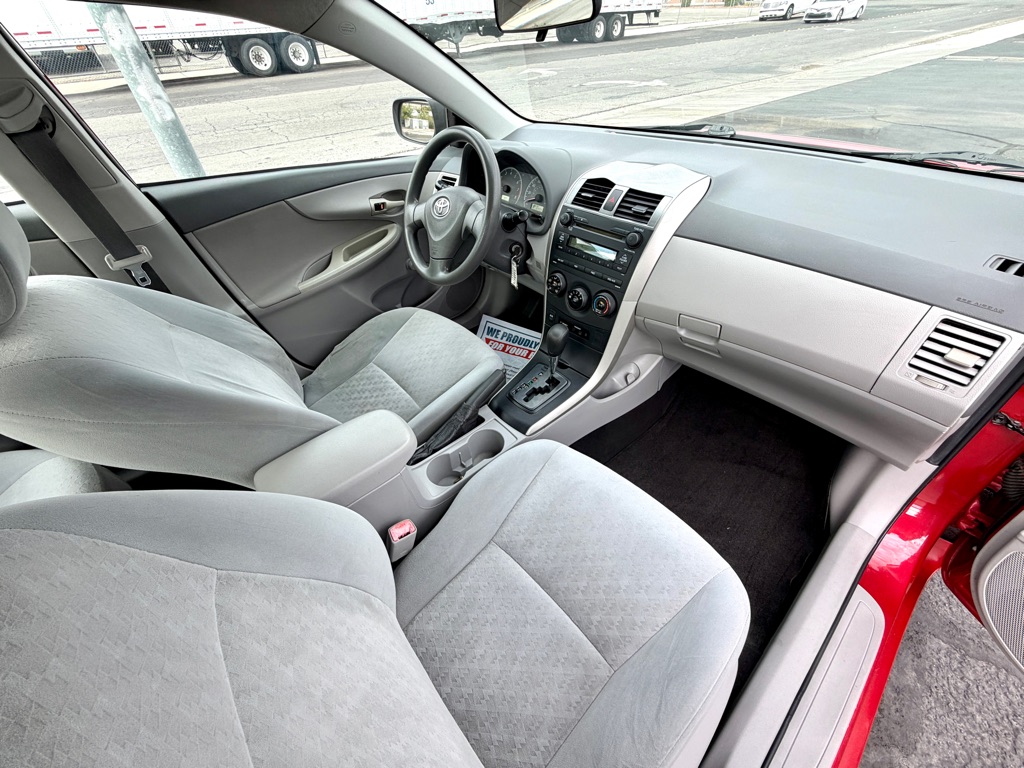 Photo 23 of this TOYOTA COROLLA
