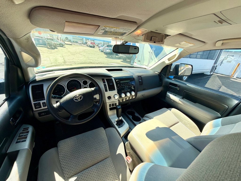 Photo 23 of this TOYOTA TUNDRA