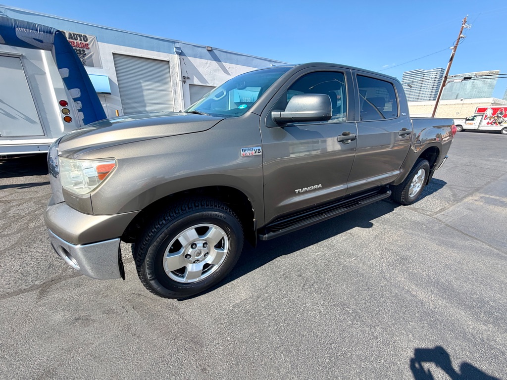 Photo 40 of this TOYOTA TUNDRA
