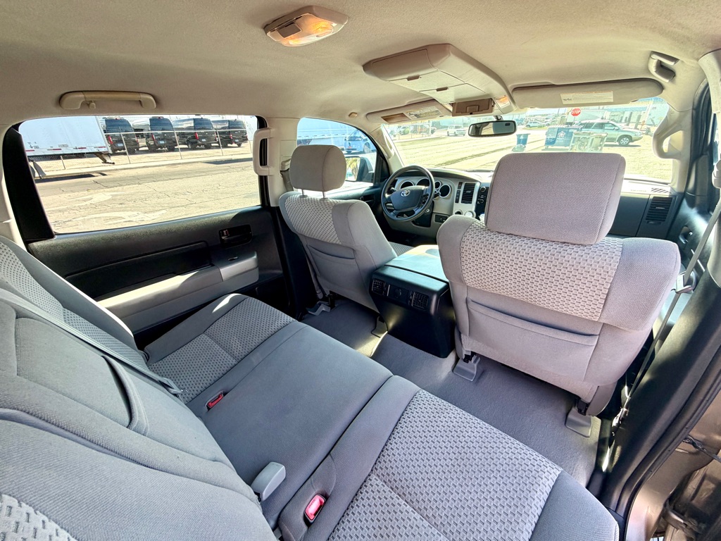 Photo 24 of this TOYOTA TUNDRA