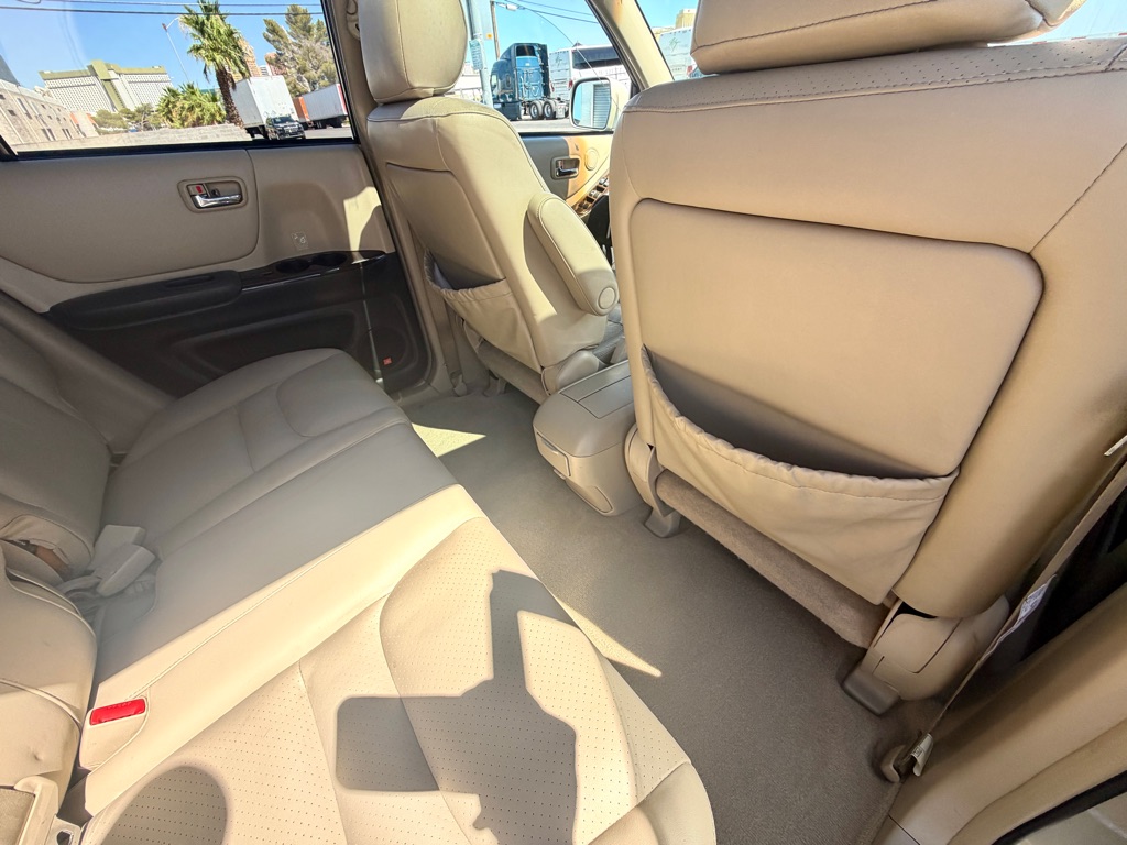 Photo 25 of this TOYOTA HIGHLANDER
