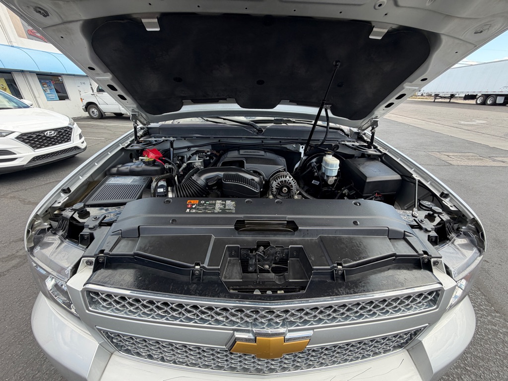 Photo 37 of this CHEVROLET AVALANCHE