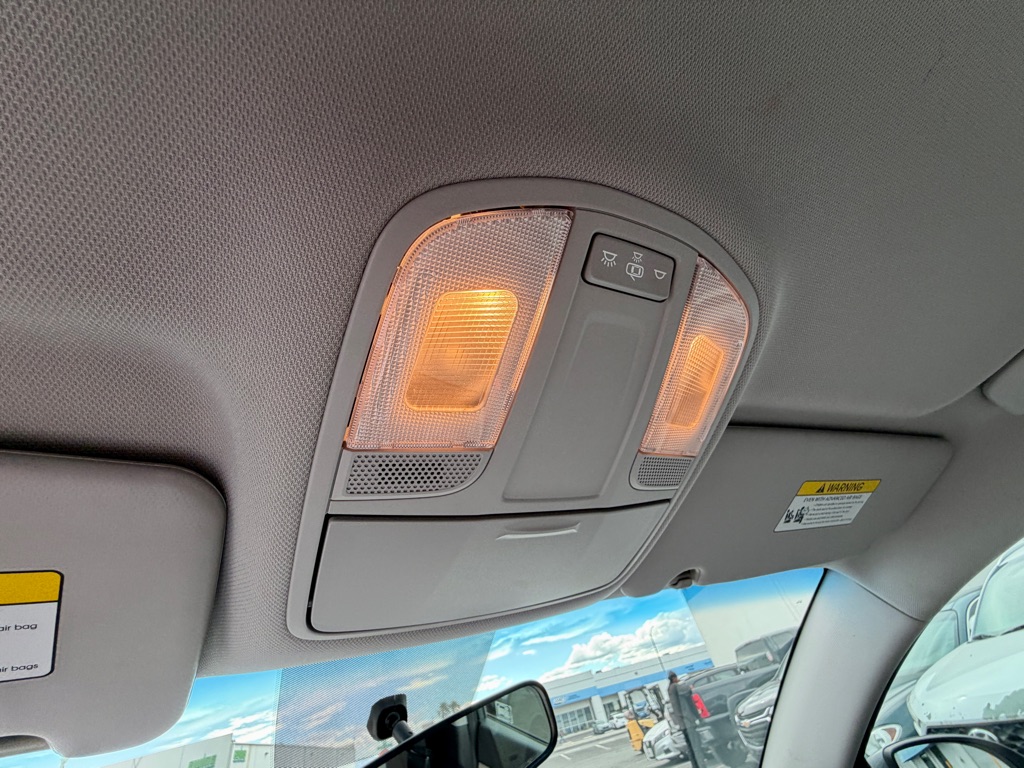Photo 34 of this HYUNDAI TUCSON