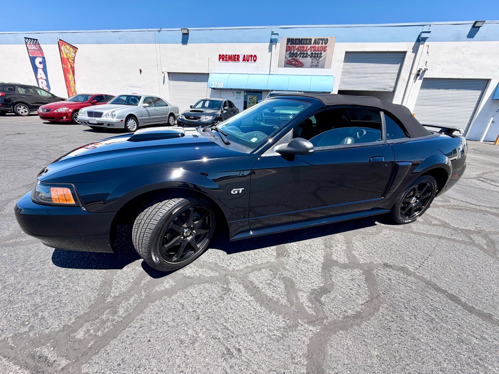 Photo 39 of this FORD MUSTANG