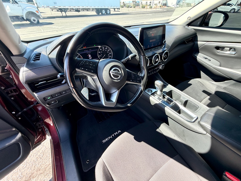 Photo 21 of this NISSAN SENTRA