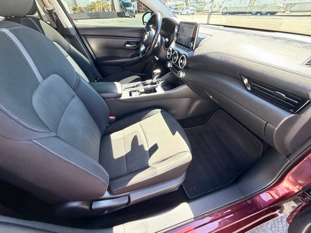 Photo 38 of this NISSAN SENTRA