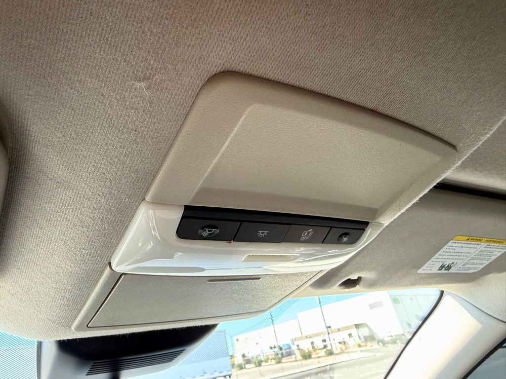 Photo 46 of this NISSAN SENTRA