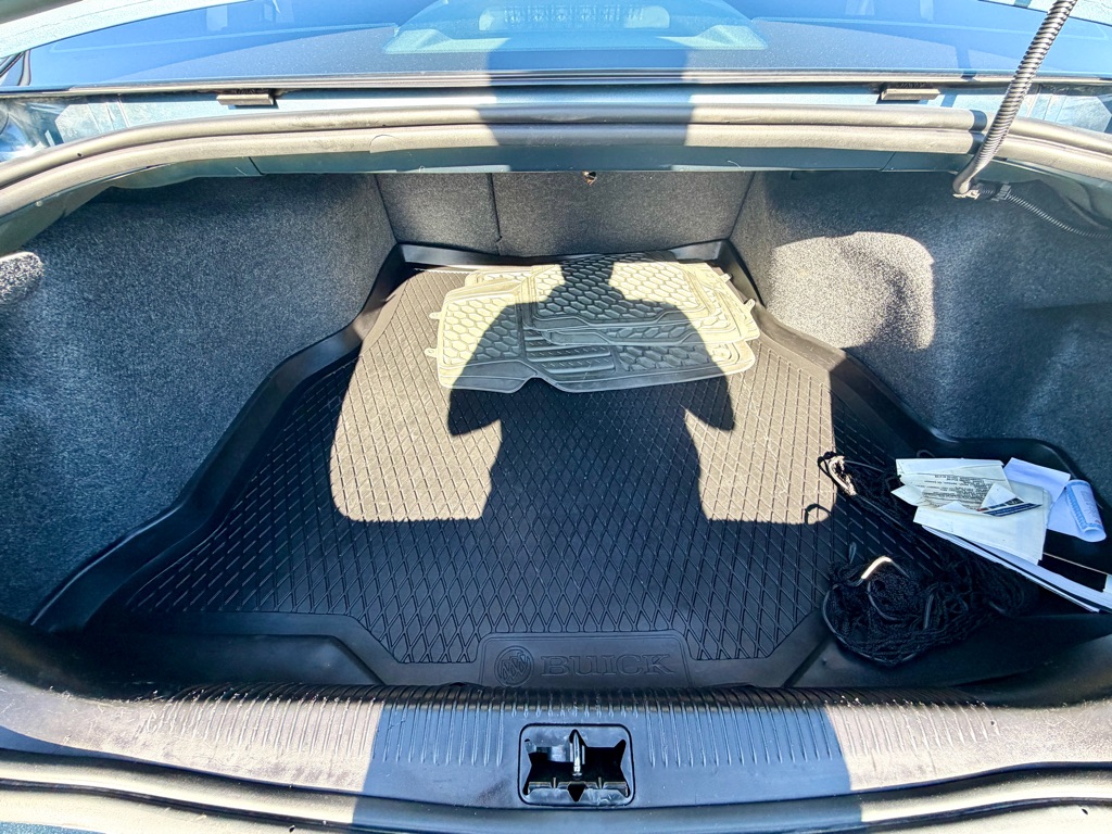 Photo 32 of this BUICK LACROSSE