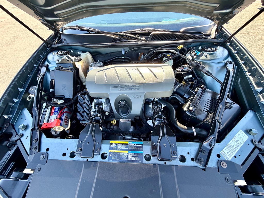 Photo 33 of this BUICK LACROSSE