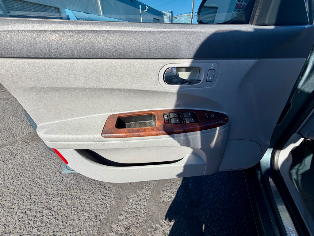 Photo 25 of this BUICK LACROSSE