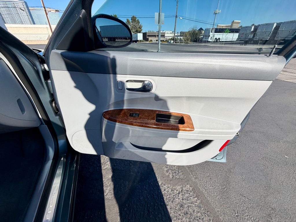 Photo 26 of this BUICK LACROSSE
