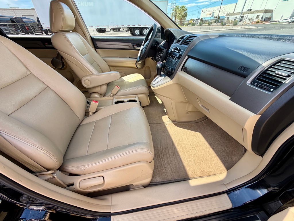 Photo 30 of this HONDA CR-V