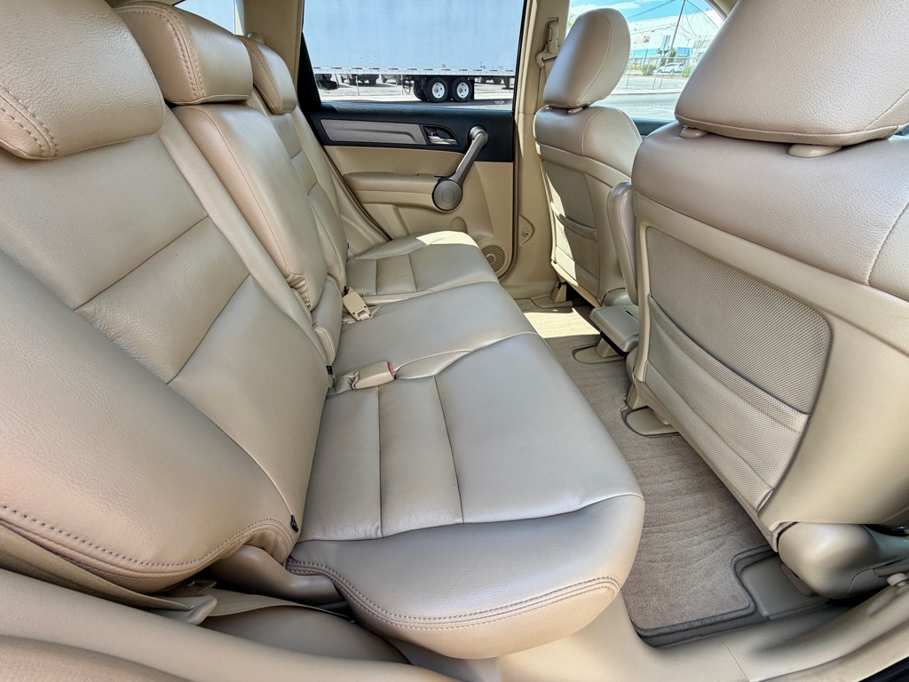 Photo 22 of this HONDA CR-V