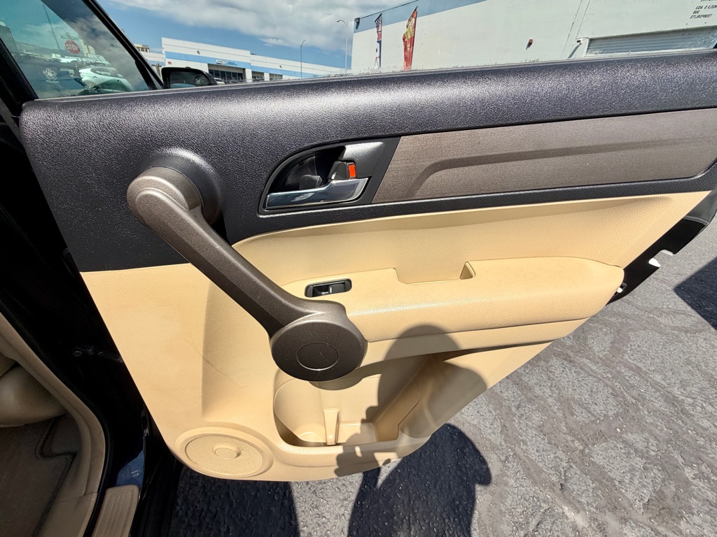 Photo 64 of this HONDA CR-V