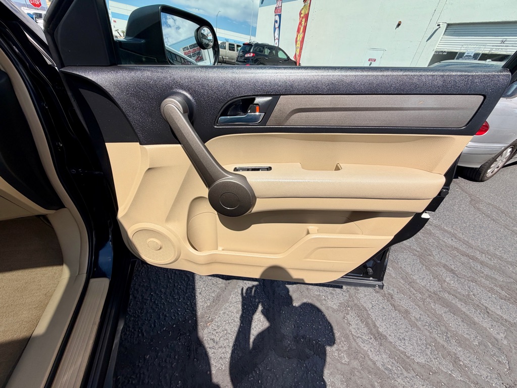 Photo 62 of this HONDA CR-V
