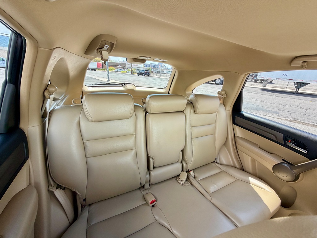 Photo 31 of this HONDA CR-V
